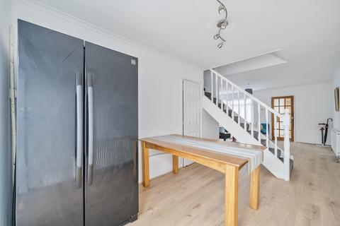 195 Peregrine Road, Sunbury-on-thames, TW16 6JJ