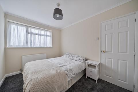 195 Peregrine Road, Sunbury-on-thames, TW16 6JJ