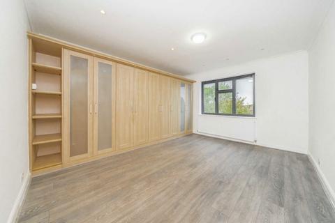 undefined, Whitchurch Lane, Edgware HA8