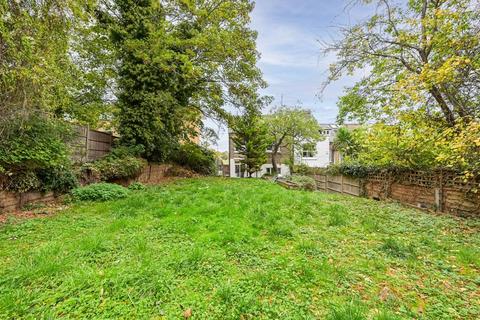 3 bedroom flat for sale, Mount Pleasant Villas, Crouch End, London, N4