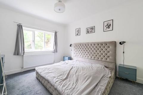 2 bedroom flat for sale, Mount Pleasant Villas, Crouch End, London, N4