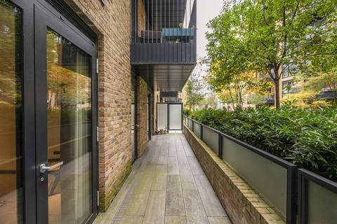 1 bedroom flat for sale, Ram Street, Wandsworth, London, SW18