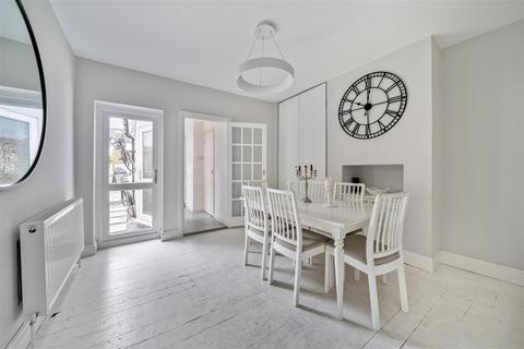 undefined, Westfield Road, Surbiton