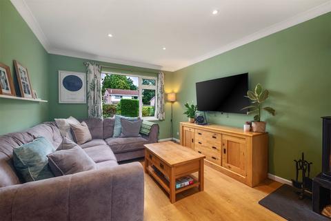 undefined, Crescent Gardens, Devon PL21