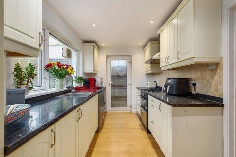 undefined, Crescent Gardens, Devon PL21