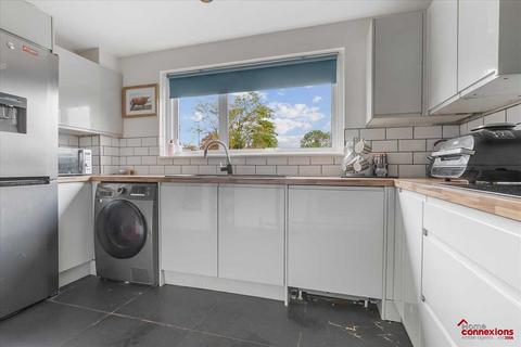 3 bedroom terraced house for sale, Benbecula, St Leonards, EAST KILBRIDE