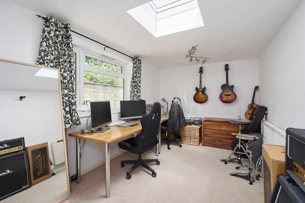 Study Bedroom.jpg