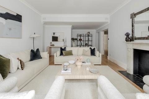 4 bedroom flat for sale, Holland Park, London, W11