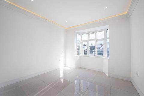5 bedroom semi-detached house to rent, Purley Avenue, Cricklewood, London, NW2