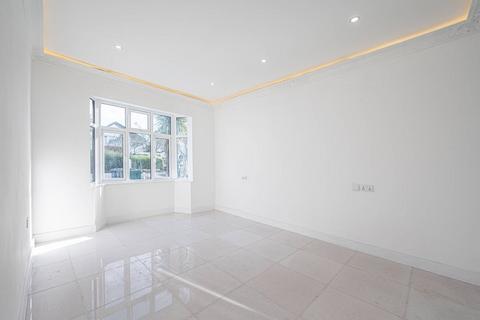 5 bedroom semi-detached house to rent, Purley Avenue, Cricklewood, London, NW2