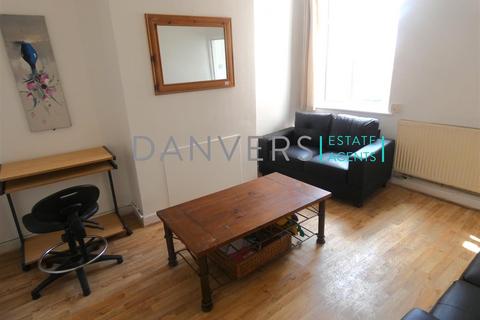 4 bedroom terraced house to rent, Rydal Street, Leicester LE2
