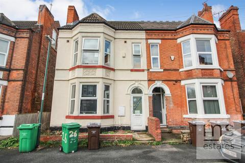 6 bedroom semi-detached house to rent, Trinity Avenue, Nottingham NG7