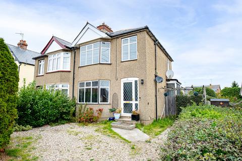3 bedroom semi-detached house for sale, Daws Heath Road, Rayleigh, SS6