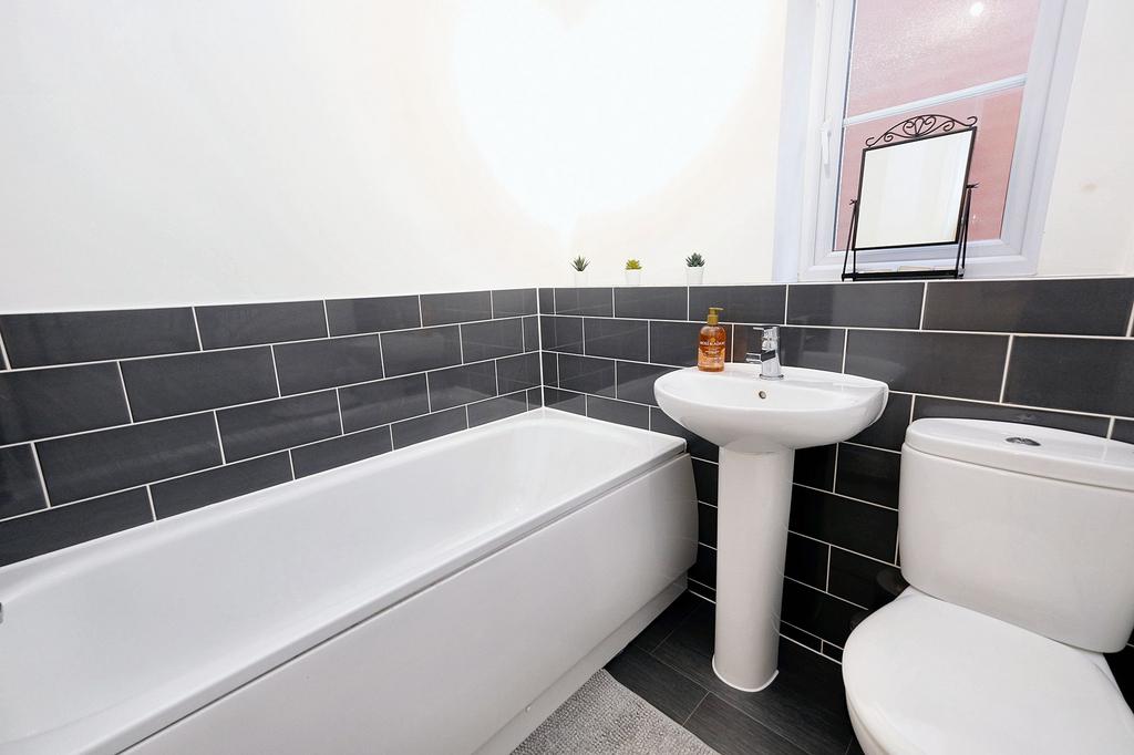 House in Manchester - View 5