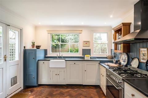 5 bedroom terraced house for sale, Hambalt Road, London SW4