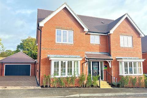 5 bedroom detached house for sale, Knights Grove, Newbury, Berkshire, RG18