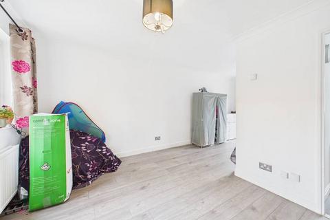 39 Larkham Close, Feltham, TW13 4QN