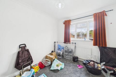 39 Larkham Close, Feltham, TW13 4QN