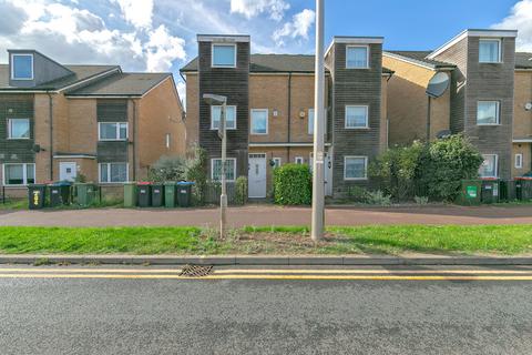 4 bedroom semi-detached house for sale, Newport Road, Broughton, MK10
