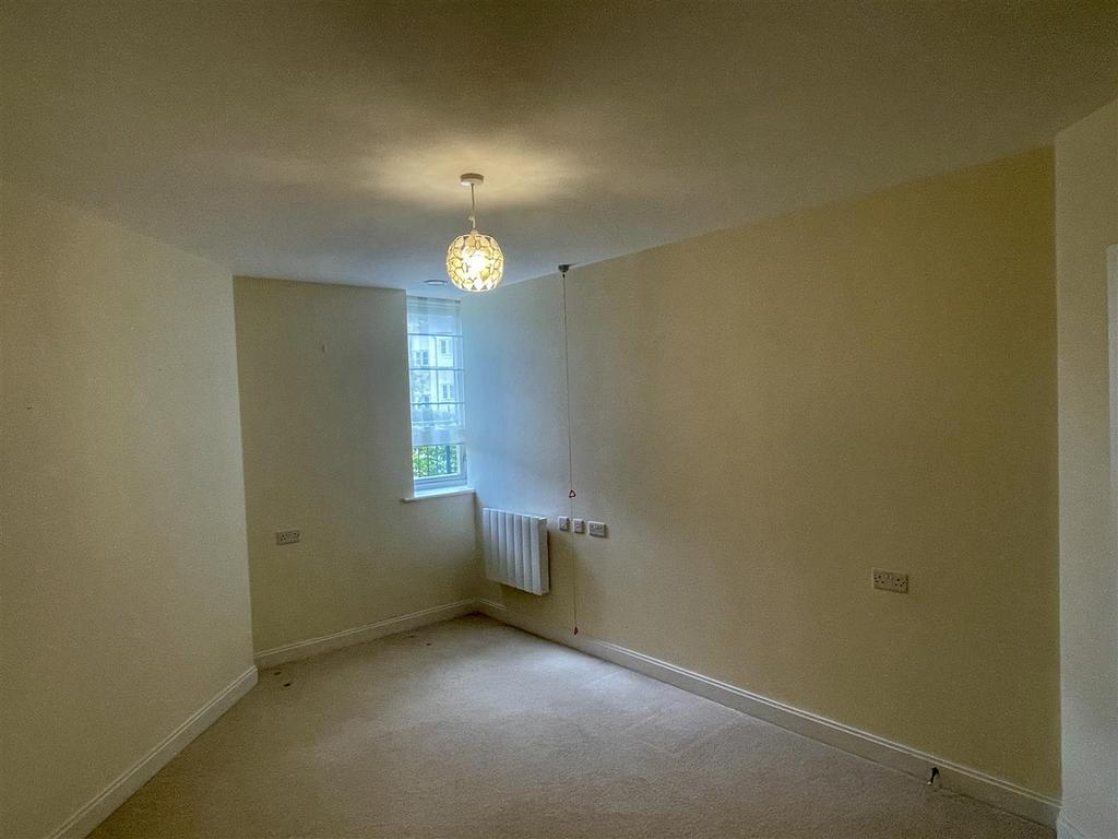 Bedroom 1.JPEG