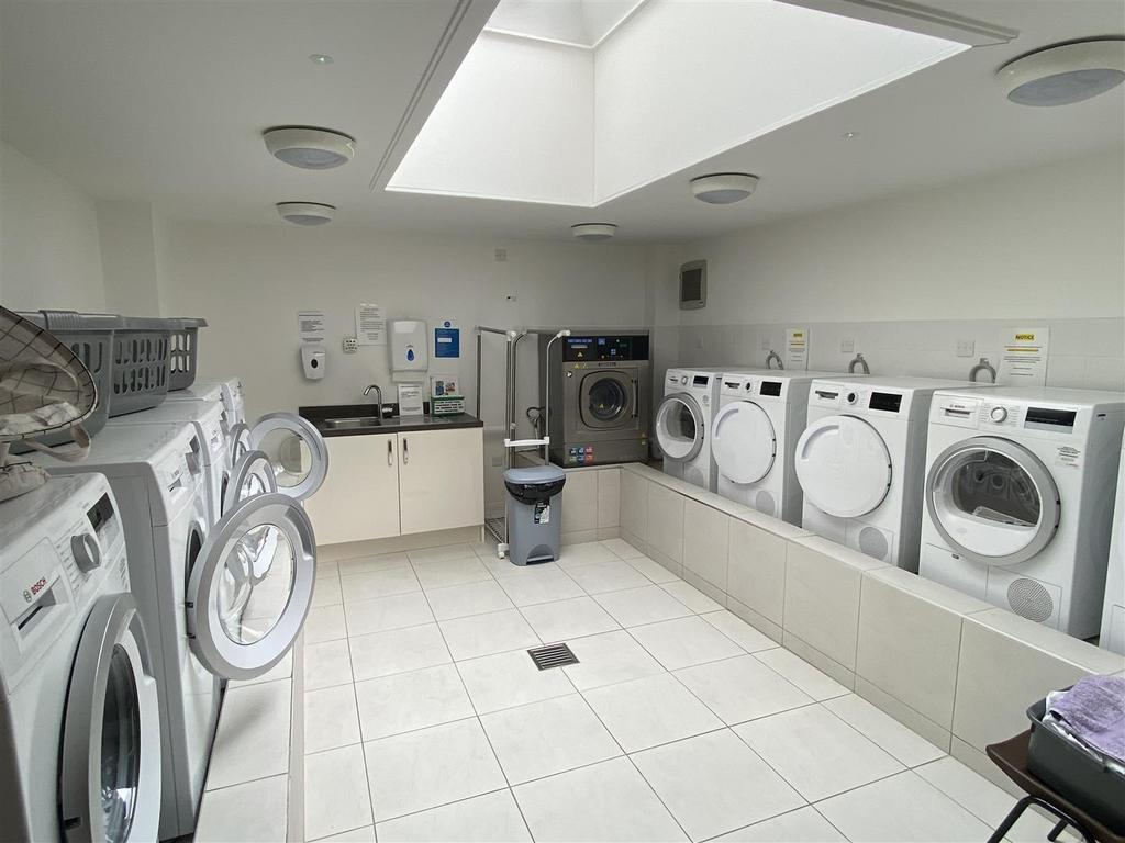 Laundry Room.JPG