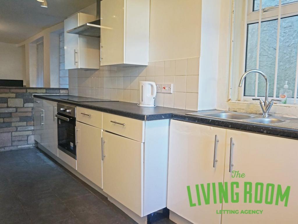 Kitchen 2