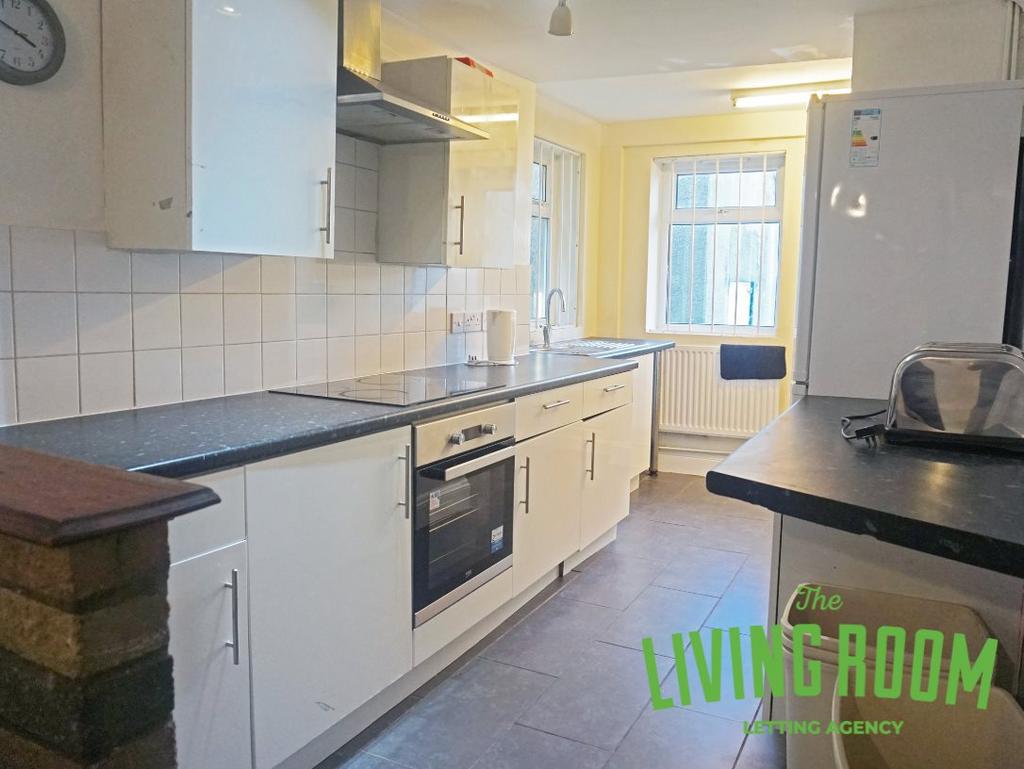 Kitchen 1