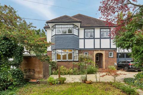 3 bedroom maisonette for sale, Hayland Close, London NW9