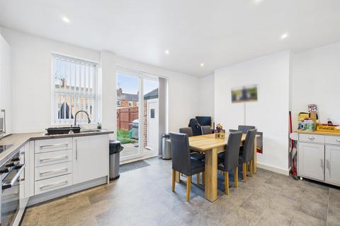3 bedroom semi-detached house for sale, Melbourne Avenue, Bridlington