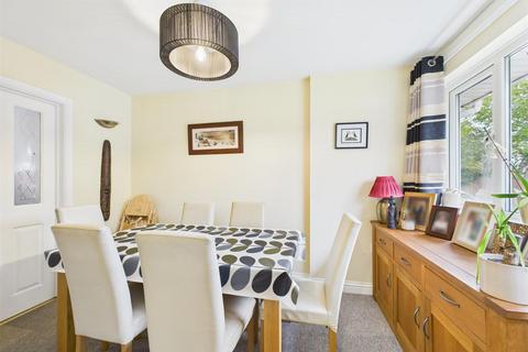 4 bedroom detached house for sale, Moss Mead, Chippenham SN14