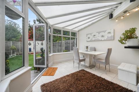 4 bedroom semi-detached house for sale, Noel Road, Acton