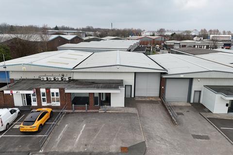 Warehouse to rent, Haydock Industrial Estate, Haydock Lane Ln Haydock WA11 9XG
