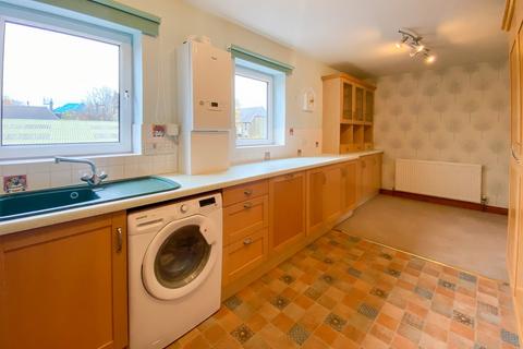 2 bedroom flat for sale, Marsh Gardens, Holmfirth HD9