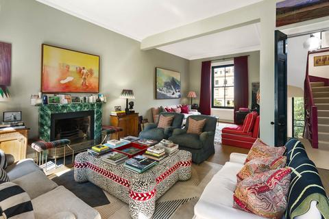 undefined, Cornwall Crescent, London W11
