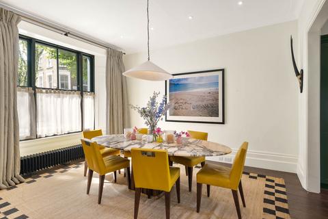 undefined, Cornwall Crescent, London W11
