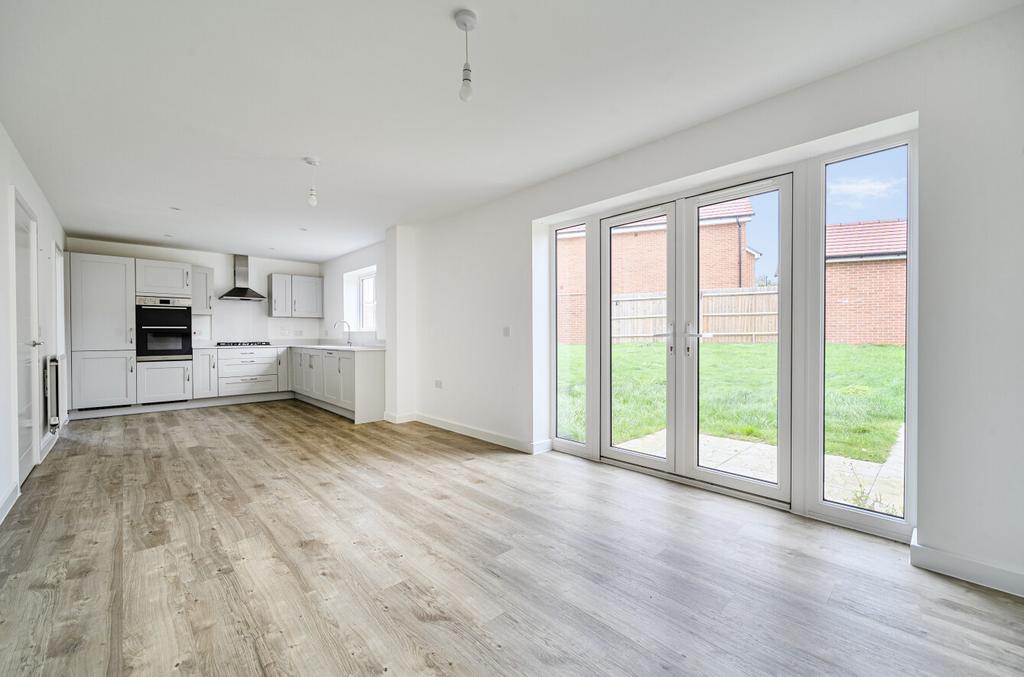 1361734-9-68e8f13...