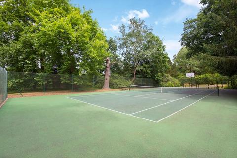undefined, Cobham Park, Cobham, KT11