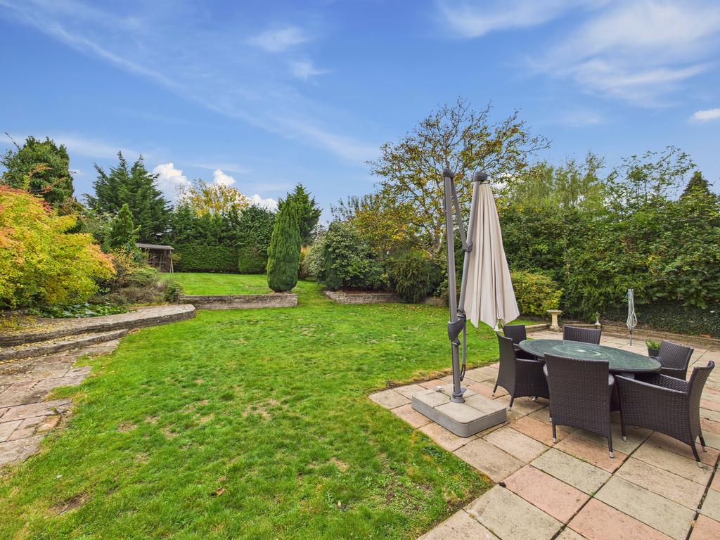 Cam01354 g0 pr0606 still004