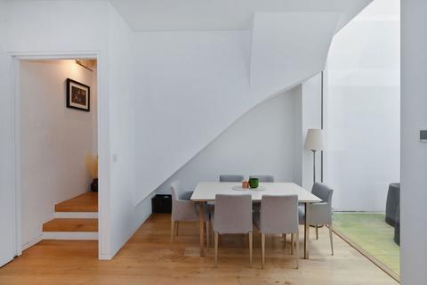 5 bedroom mews for sale, Gloucester Mews West, London W2