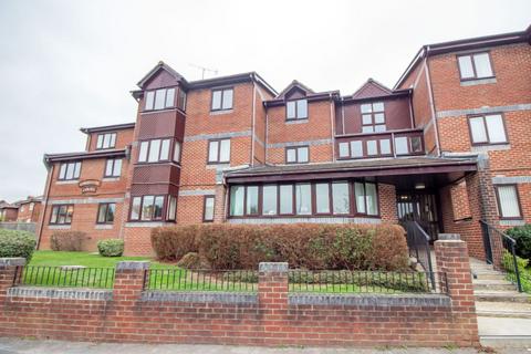 1 bedroom flat for sale, Christyne Court,  Stakes Road, Waterlooville, PO7 5XT