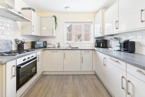 11 Dreadnaught Drive, Gloucester, GL1 5RA
