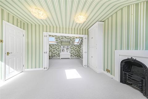 5 Pitt Street, London, W8 4NX