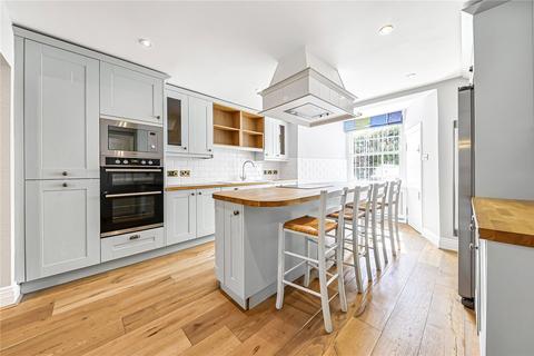 5 Pitt Street, London, W8 4NX
