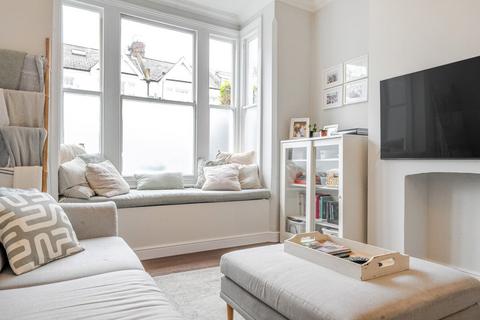 2 bedroom terraced house for sale, Chelverton Road, London, SW15