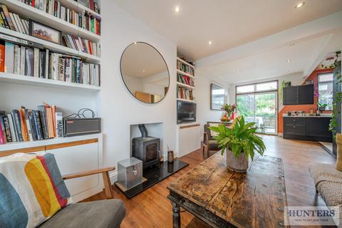 34 Brodrick Grove, London, SE2 0SS