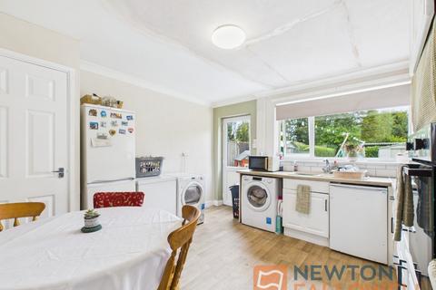 3 bedroom semi-detached house for sale, Hollemeadow Avenue, Blakenall Heath, WS3