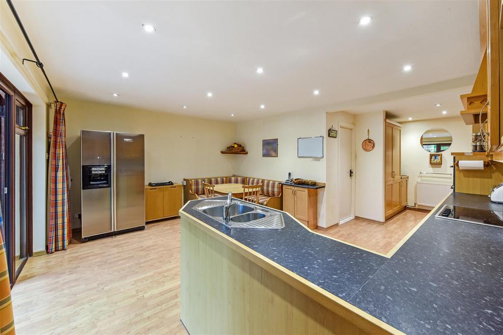 Sketch Ph38 6260594.jpg