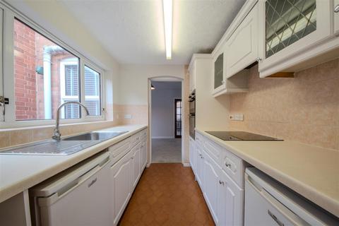 undefined, Cherry Street, Warwick