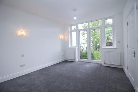 undefined, Roxborough Park, Harrow HA1