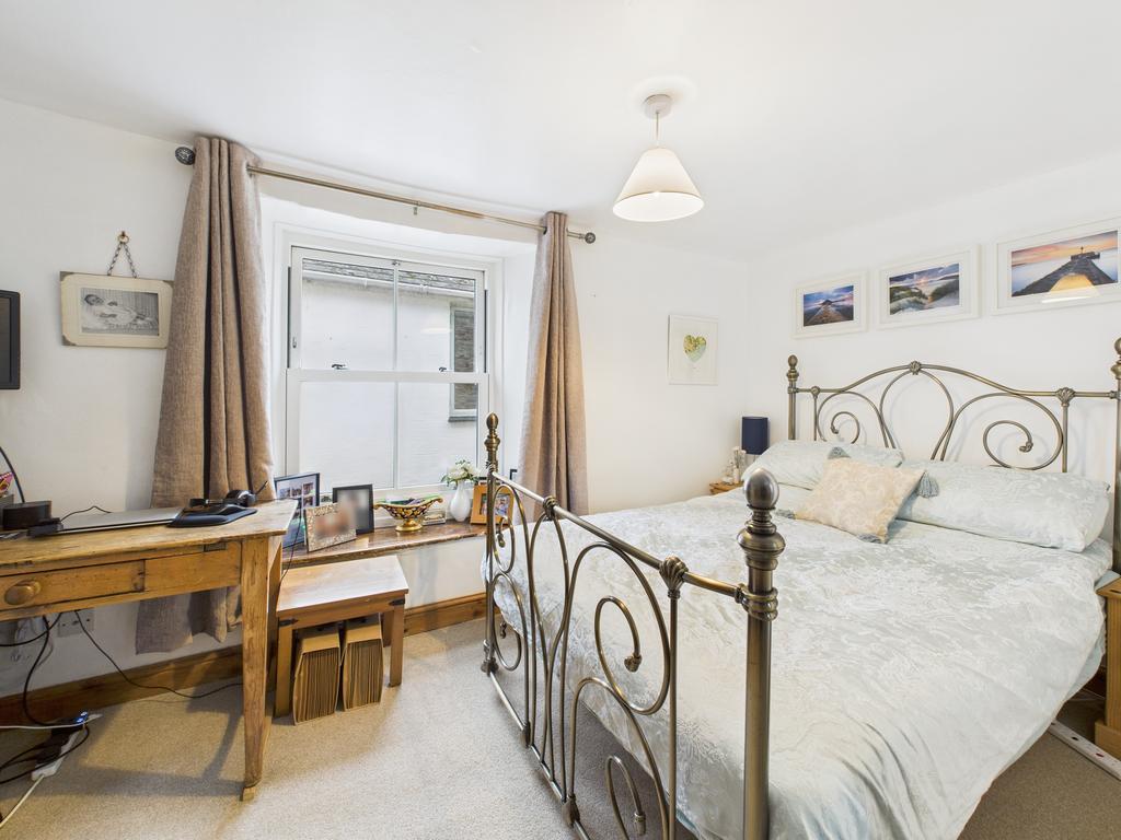 Cam05627 g0 pr0022 still014